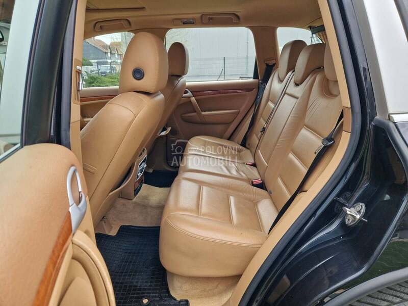 Porsche Cayenne 4.5i