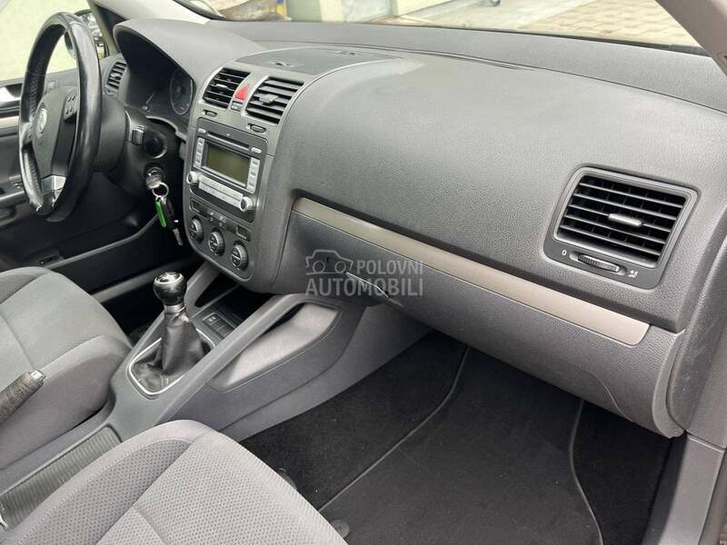 Volkswagen Golf 5 1.4 TSI