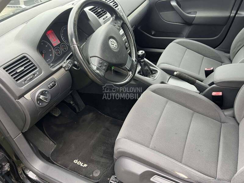 Volkswagen Golf 5 1.4 TSI