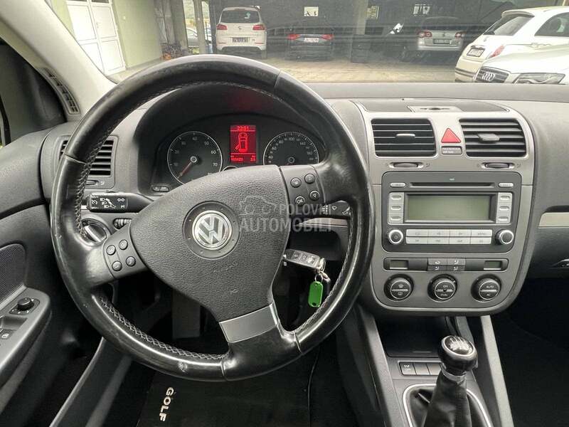 Volkswagen Golf 5 1.4 TSI