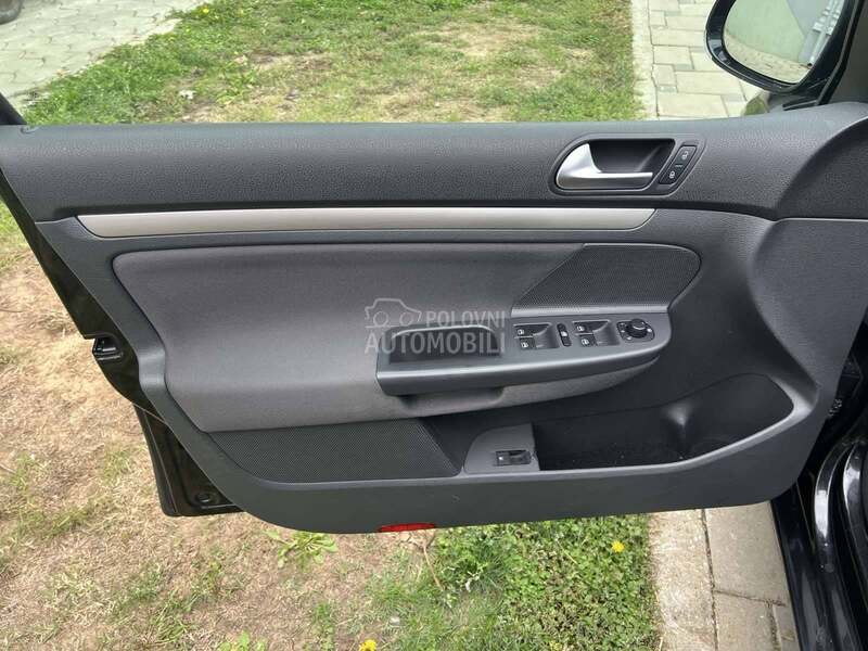 Volkswagen Golf 5 1.4 TSI