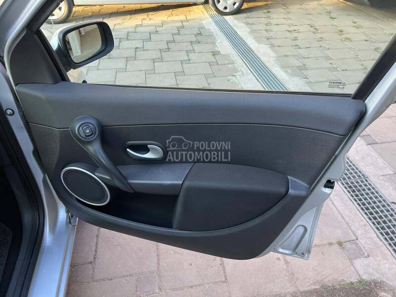 Renault Clio 1.6 16v