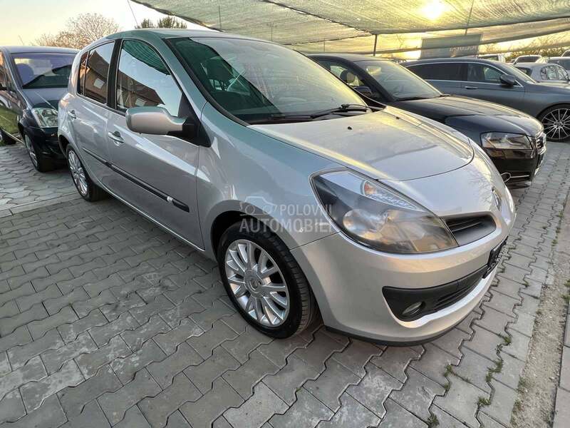 Renault Clio 1.6 16v