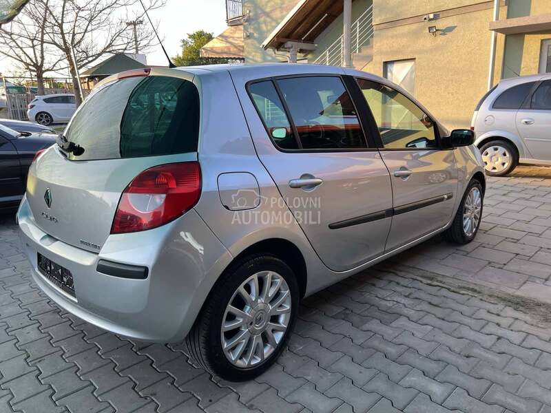 Renault Clio 1.6 16v