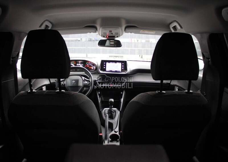 Peugeot 2008 1.2 Active