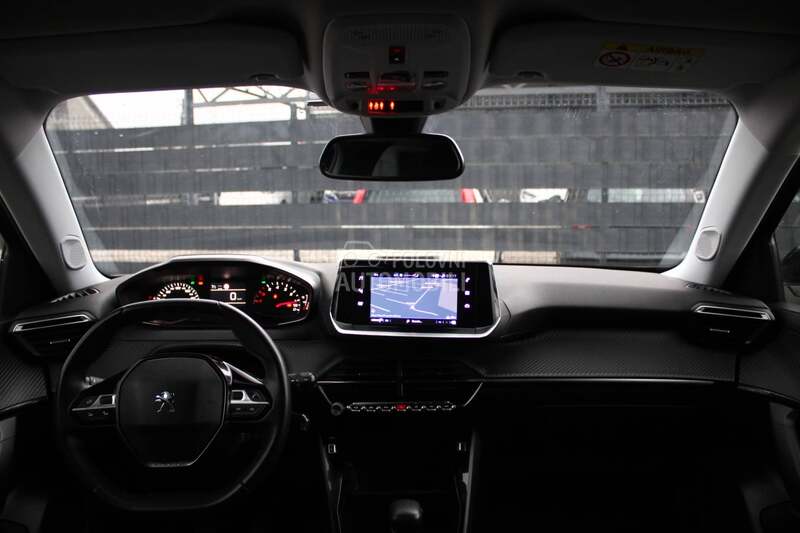 Peugeot 2008 1.2 Active