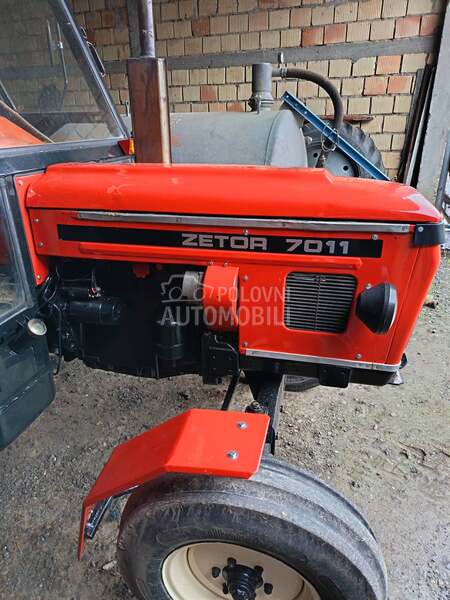 Zetor 7011