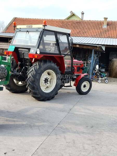 Zetor 7011