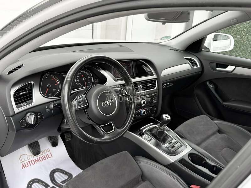 Audi A4 Avant S line
