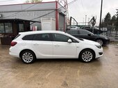 Opel Astra J TURBO TNG NOV