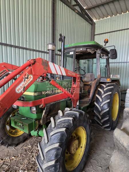 John Deere 1640