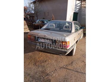 Audi 100 