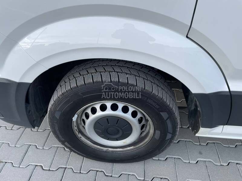 Volkswagen Crafter sa rampom