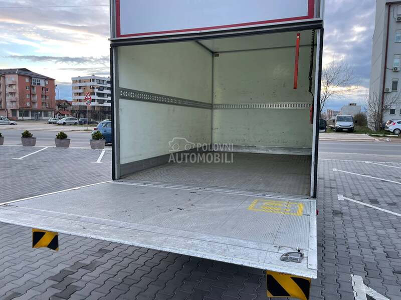 Volkswagen Crafter sa rampom