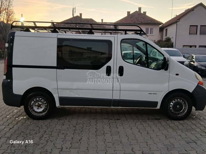 Renault Trafic 