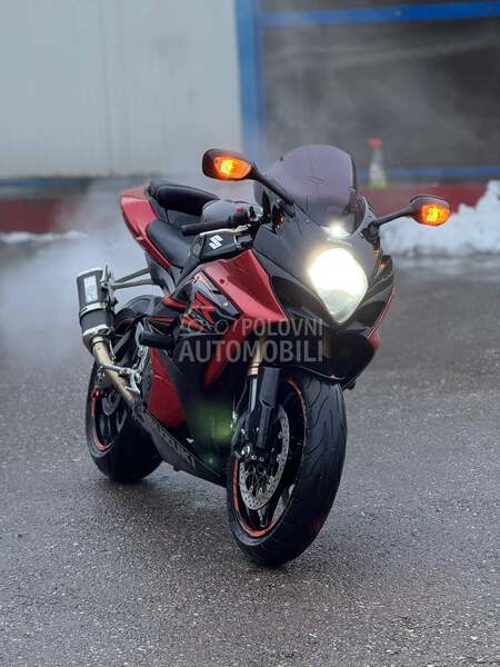 Suzuki Gsxr k8 1000