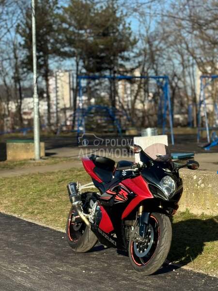 Suzuki Gsxr k8 1000