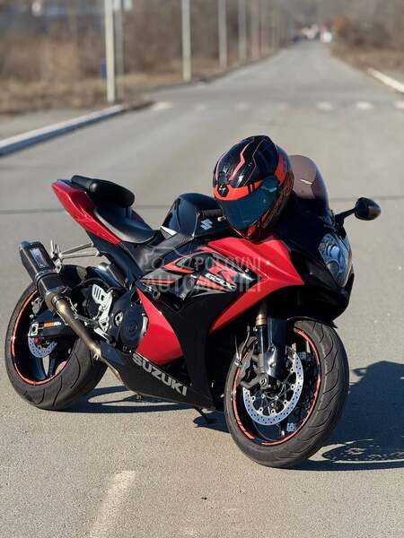 Suzuki Gsxr k8 1000