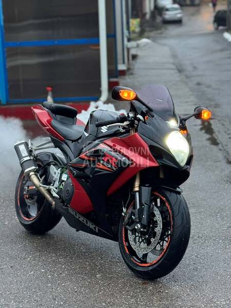 Suzuki Gsxr k8 1000
