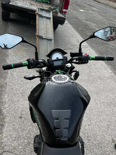 Kawasaki ER6n