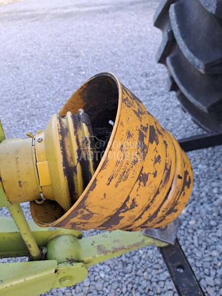 Claas ROLLANT 46 NOZEVI