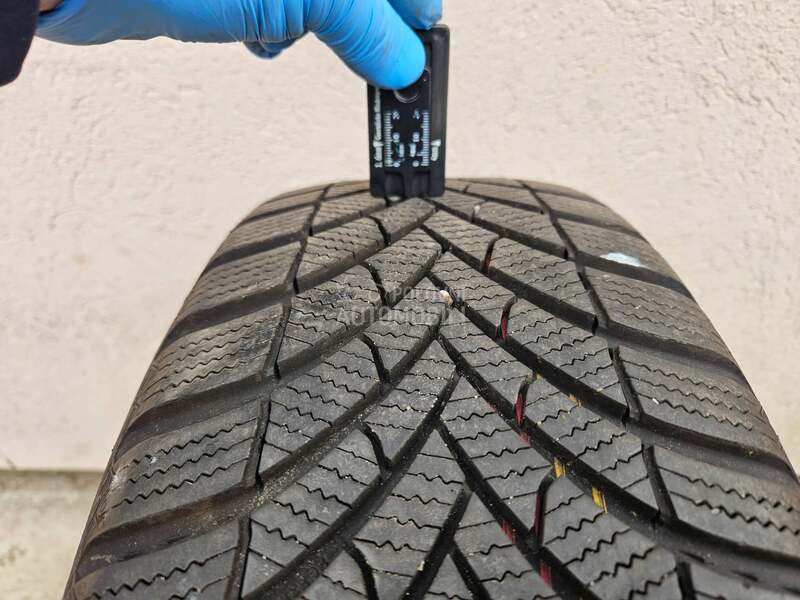 Semperit 205/55 R16 Zimska