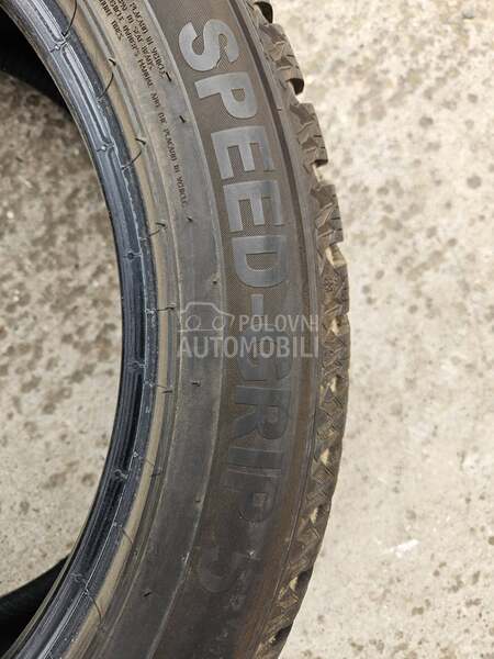 Semperit 215/55 R18 Zimska