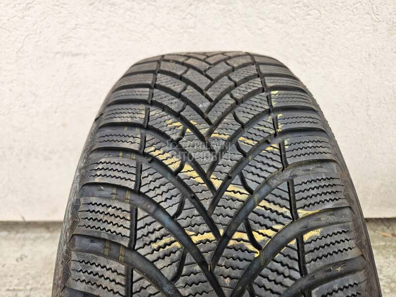 Semperit 215/55 R18 Zimska