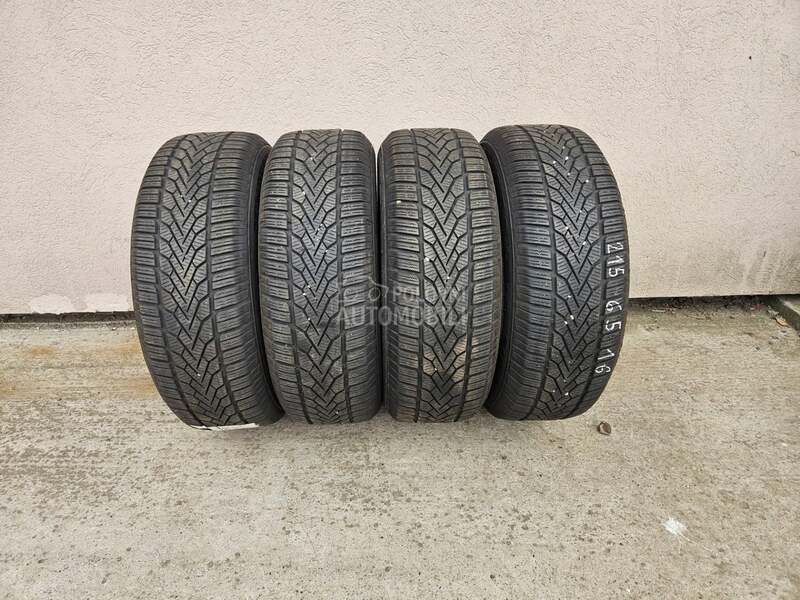 Semperit 215/65 R16 Zimska