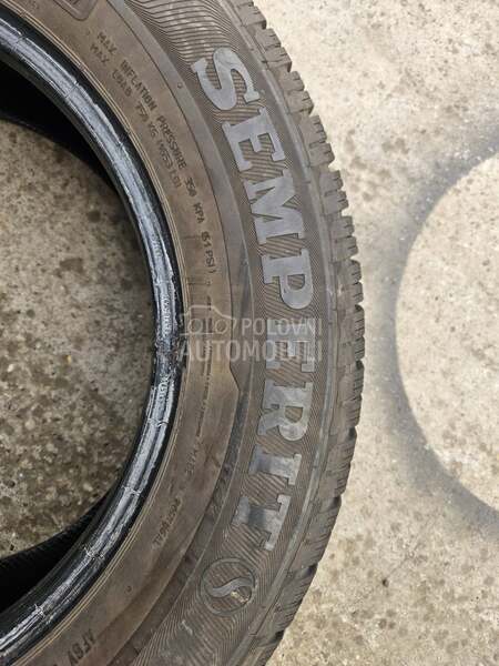 Semperit 215/65 R16 Zimska