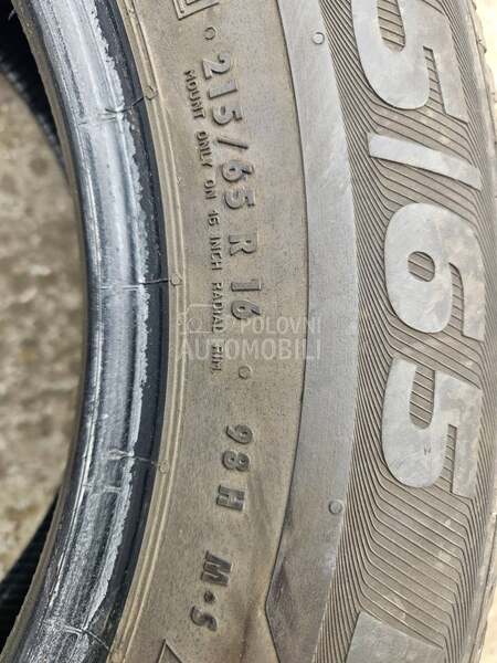 Semperit 215/65 R16 Zimska