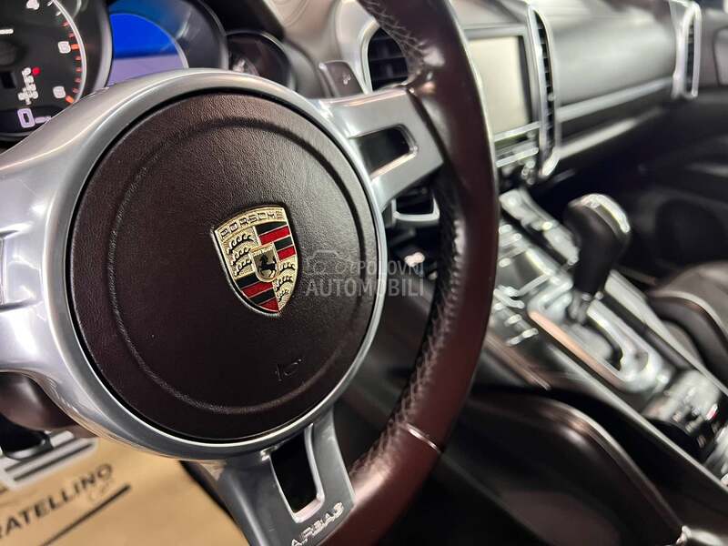 Porsche Cayenne 