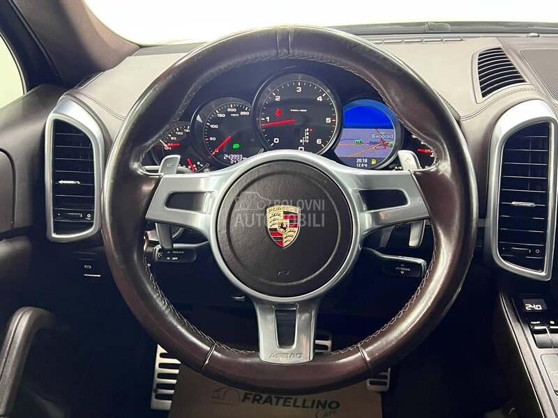 Porsche Cayenne 