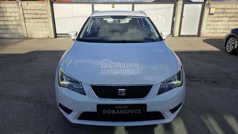 Seat Leon 1.6 TDI matrix/led
