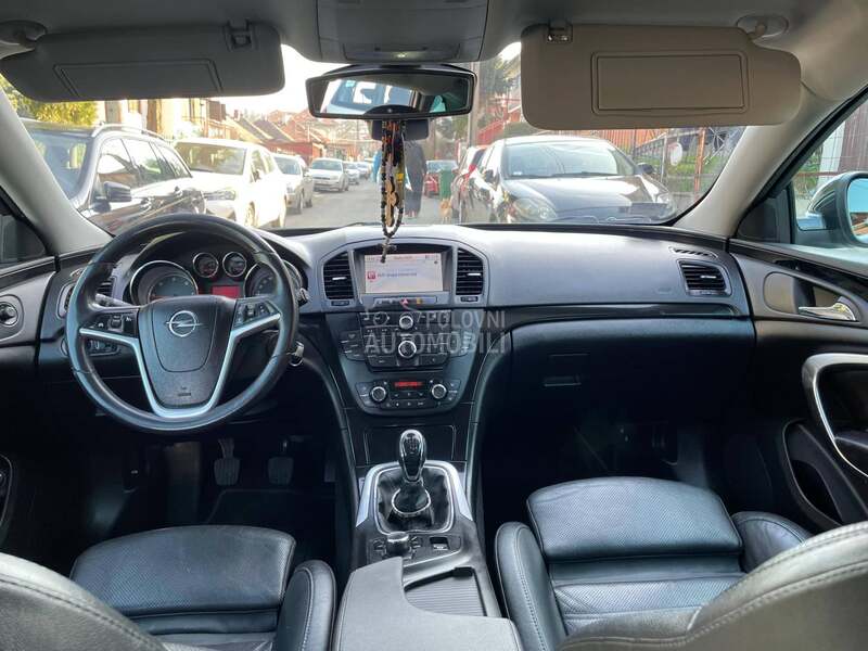 Opel Insignia 