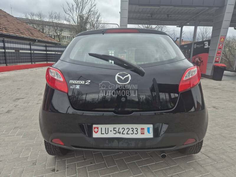 Mazda 2 