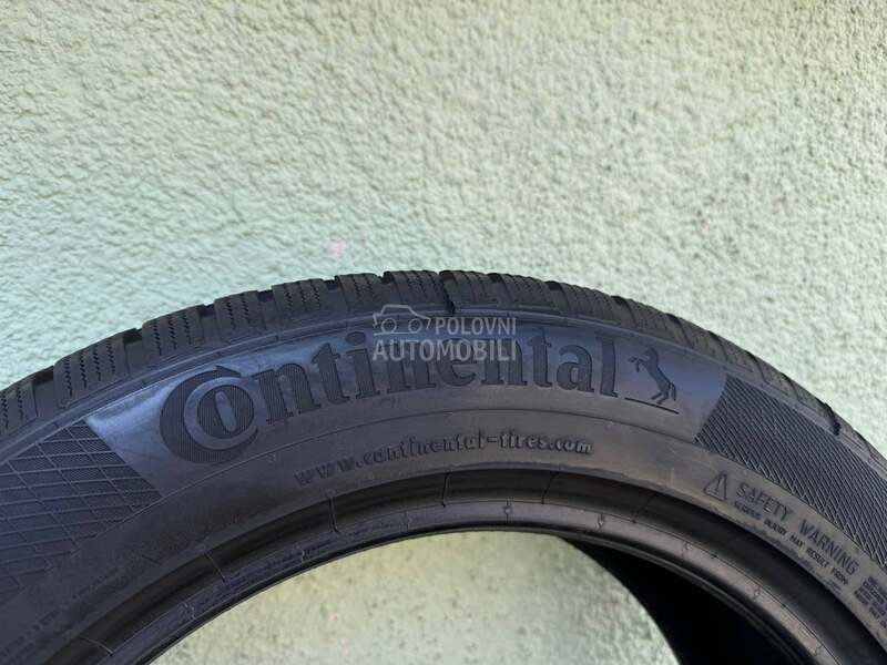 Continental 215/60 R17 Zimska