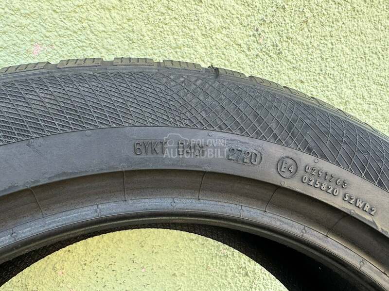 Continental 215/60 R17 Zimska