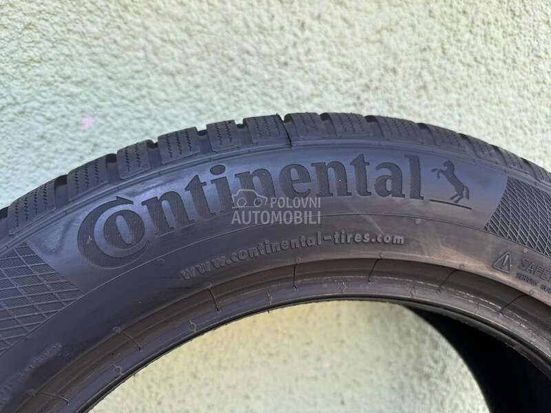 Continental 215/60 R17 Zimska