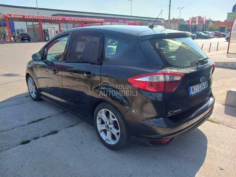 Ford C-Max zelus