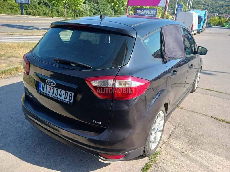 Ford C-Max zelus