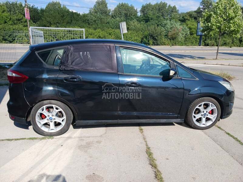 Ford C-Max zelus