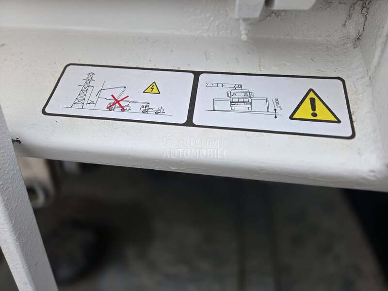 Mercedes Benz 3336KIPER/HIAB