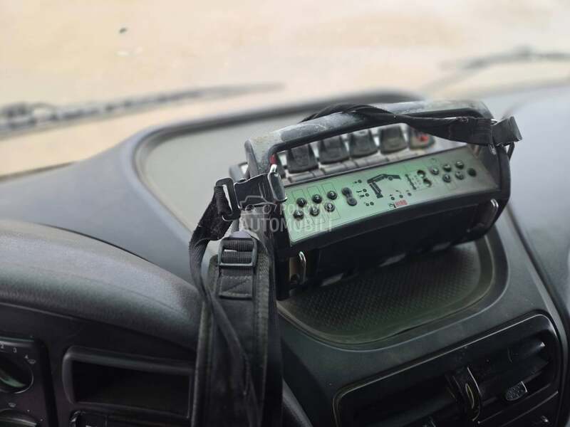 Mercedes Benz 3336KIPER/HIAB