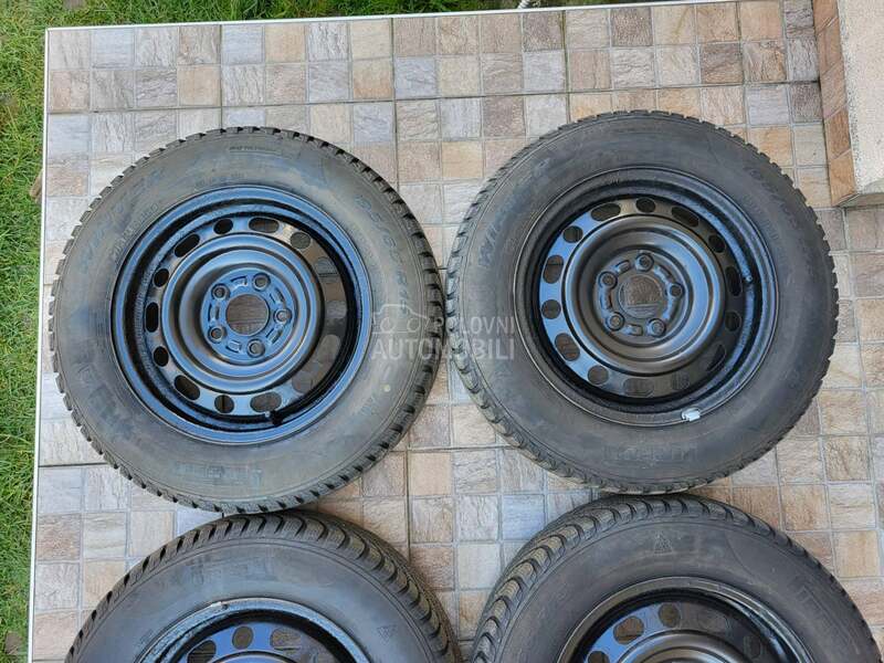 Pirelli 195/65 R15 Zimska