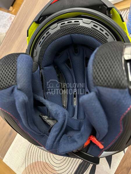 Kaciga, flip ap,mt-atom