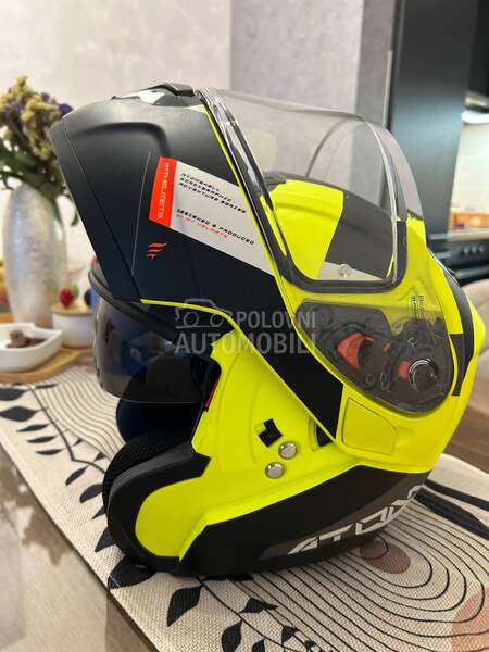 Kaciga, flip ap,mt-atom