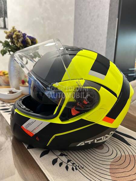 Kaciga, flip ap,mt-atom