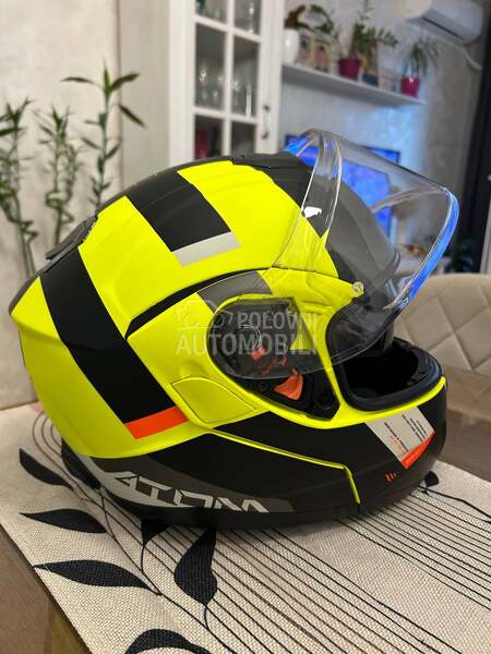 Kaciga, flip ap,mt-atom