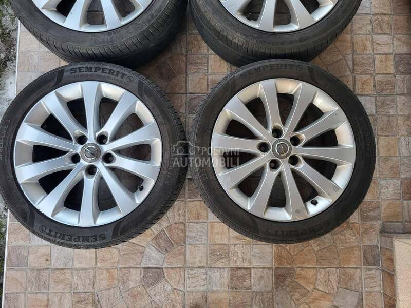 Semperit 225/45 R17 Letnja